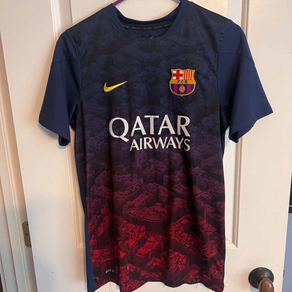 FC Barcelona Jersey Size Small